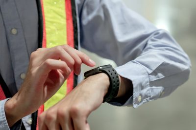 Tecnologia vestível a serviço da segurança operacional